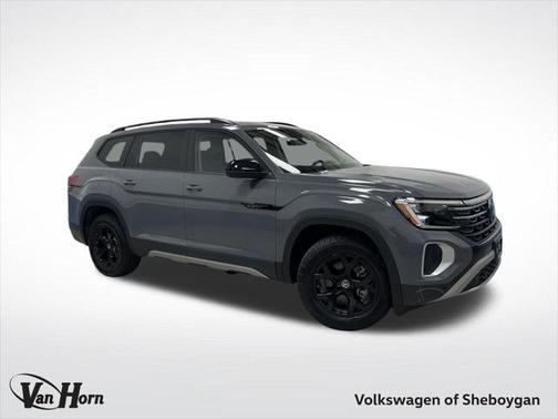 2024 Volkswagen Atlas 2.0T SE w/Technology 4MOTION