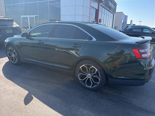 Green Gem Metallic 2013 Ford Taurus SHO