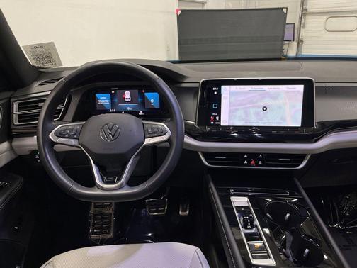 2025 Volkswagen Atlas Cross Sport 2.0T SEL Premium