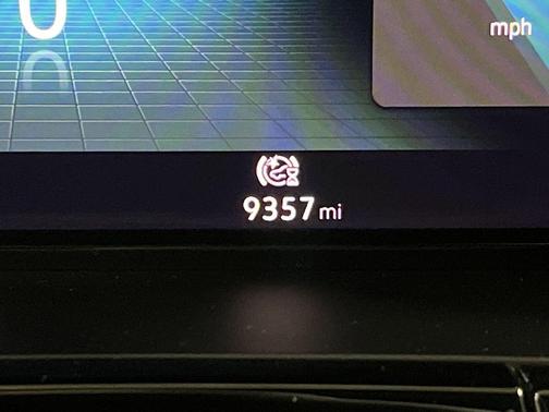 2025 Volkswagen Atlas Cross Sport 2.0T SEL Premium