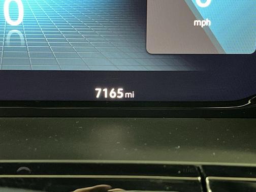 2024 Volkswagen Atlas Cross Sport 2.0T SE w/Technology 4MOTION