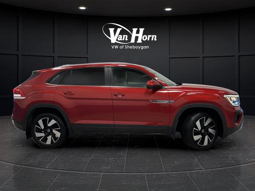 2024 Volkswagen Atlas Cross Sport 2.0T SE w/Technology 4MOTION