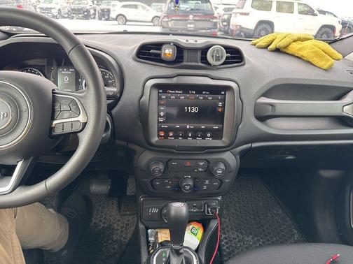 2023 Jeep Renegade Latitude