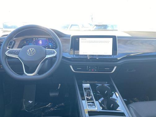 2026 Volkswagen Atlas 2.0T SE w/Technology 4MOTION