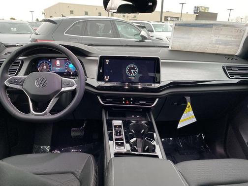 2025 Volkswagen Atlas Cross Sport 2.0T SE w/Technology 4MOTION