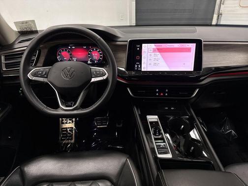 2024 Volkswagen Atlas 2.0T SEL Premium R-Line 4MOTION