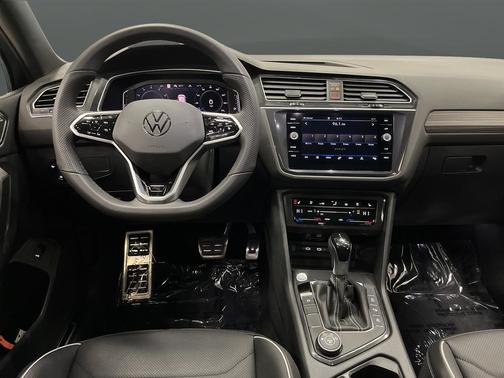 2024 Volkswagen Tiguan 2.0T SEL R-Line 4MOTION