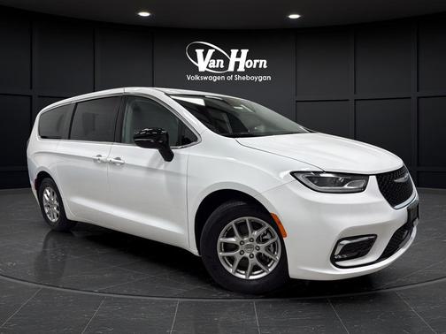 Bright White Clearcoat 2024 Chrysler Pacifica Touring L