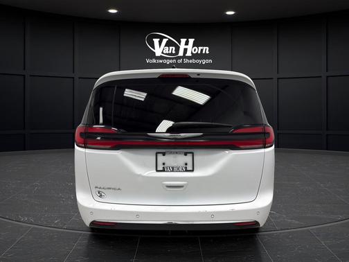 Bright White Clearcoat 2024 Chrysler Pacifica Touring L