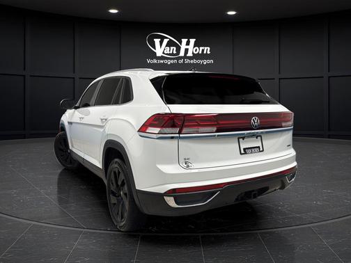 Pure White 2024 Volkswagen Atlas Cross Sport 2.0T SE w/Technology 4MOTION