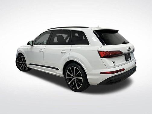 2022 Audi Q7 55 Prestige