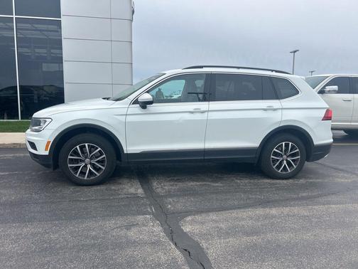 Pure White 2020 Volkswagen Tiguan 2.0T SE 4MOTION