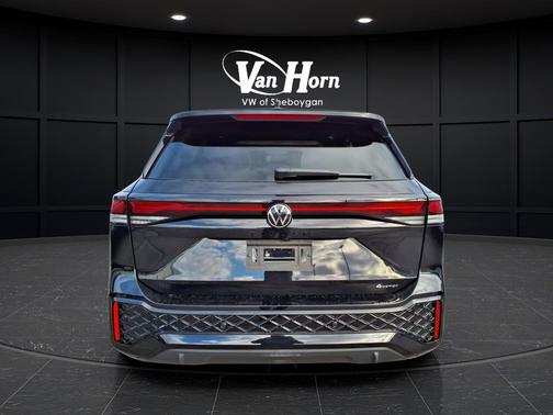 2026 Volkswagen Tiguan 2.0T SE R-Line Black 4MOTION