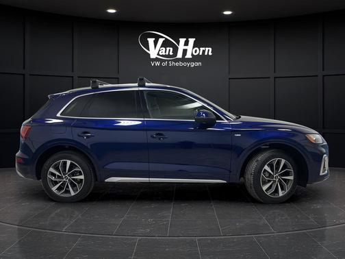 2022 Audi Q5 45 S line Premium Plus