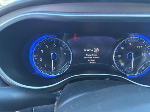 2017 Chrysler Pacifica Touring-L