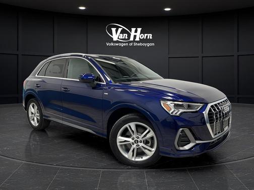 Navarra Blue Metallic 2024 Audi Q3 Premium 45 TFSI S line quattro Tiptronic