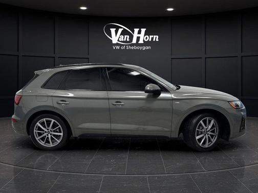 2023 Audi Q5 55 S line Prestige