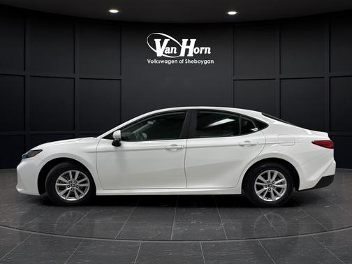 Ice Cap 2025 Toyota Camry SE