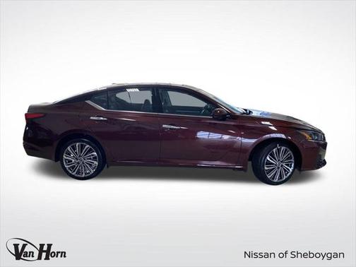 2025 Nissan Altima 2.5 SL