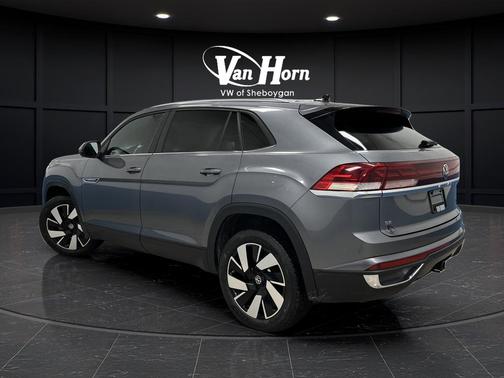 2025 Volkswagen Atlas Cross Sport 2.0T SE w/Technology 4MOTION