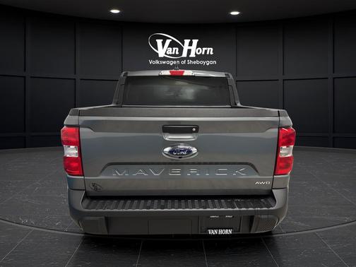 Carbonized Gray Metallic 2024 Ford Maverick XLT