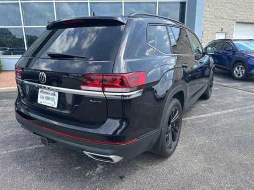 2023 Volkswagen Atlas 3.6L SE w/Technology