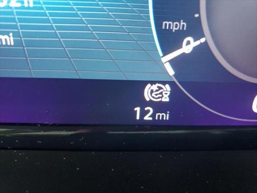 2025 Volkswagen Atlas 2.0T SE w/Technology 4MOTION
