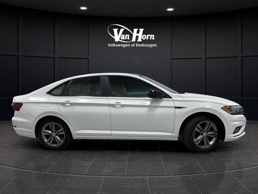 Pure White 2020 Volkswagen Jetta 1.4T R-Line