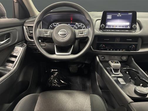 Gun Metallic 2024 Nissan Rogue SV
