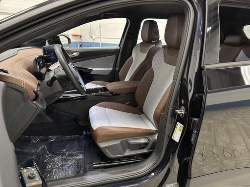 2023 Volkswagen ID.4 AWD Pro