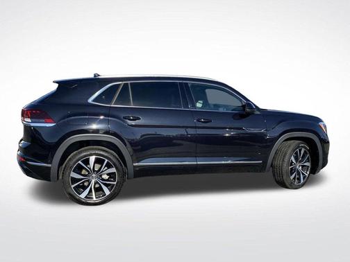 2024 Volkswagen Atlas Cross Sport 2.0T SEL Premium