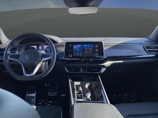 2024 Volkswagen Atlas Cross Sport 2.0T SEL Premium