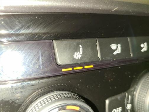 2018 Volkswagen Beetle 2.0T SE