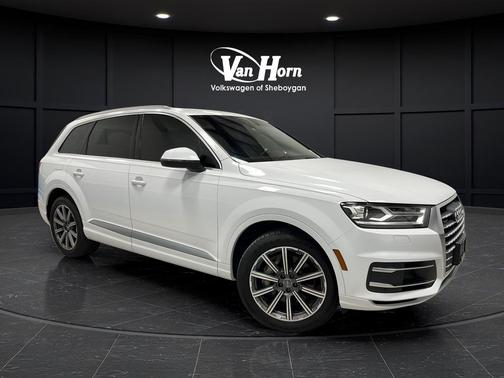 Glacier White 2019 Audi Q7 55 Premium
