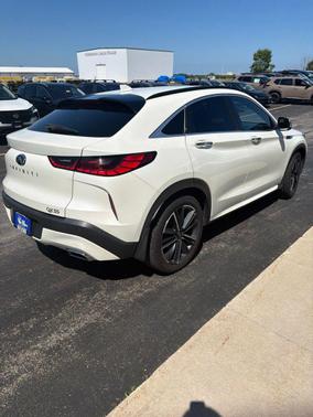 Majestic White 2023 INFINITI QX55 ESSENTIAL
