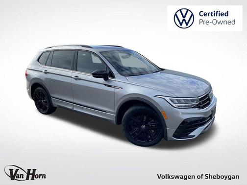 2022 Volkswagen Tiguan 2.0T SE R-Line Black