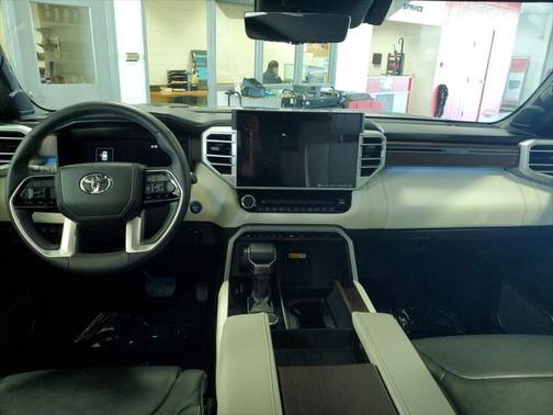 2024 Toyota Sequoia Base