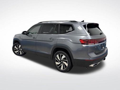 2025 Volkswagen Atlas 2.0T SE w/Technology 4MOTION