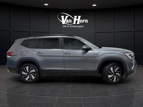 2025 Volkswagen Atlas 2.0T SE w/Technology 4MOTION