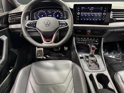 2025 Volkswagen Jetta GLI 2.0T Autobahn