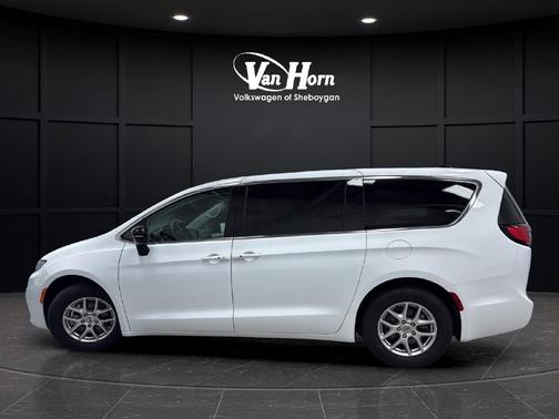 Bright White Clearcoat 2024 Chrysler Pacifica Touring L