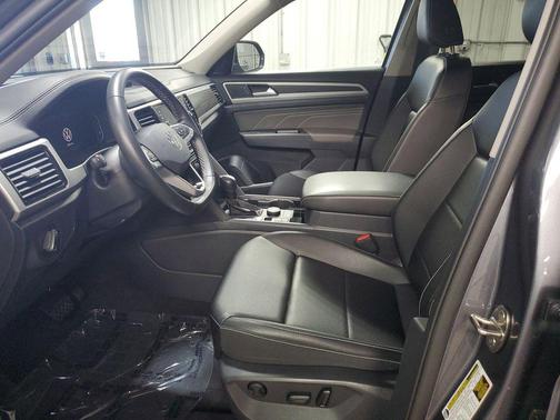 2023 Volkswagen Atlas 3.6L SE w/Technology