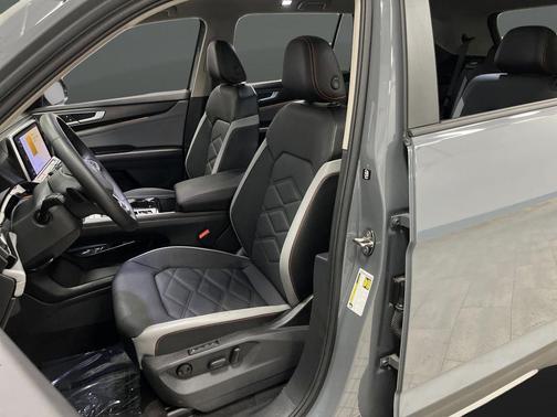 2024 Volkswagen Atlas 2.0T SEL