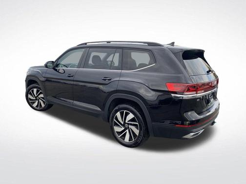 2025 Volkswagen Atlas 2.0T SE w/Technology 4MOTION