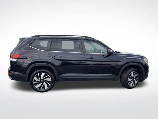 2025 Volkswagen Atlas 2.0T SE w/Technology 4MOTION