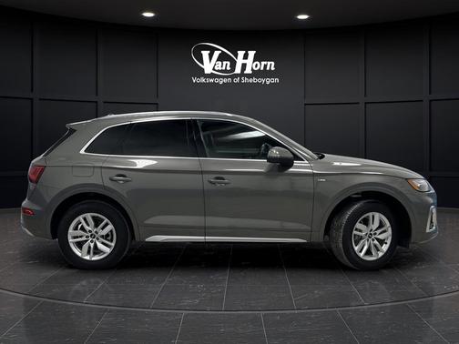 2023 Audi Q5 45 S line Premium