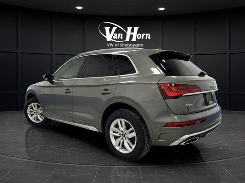 2023 Audi Q5 45 S line Premium