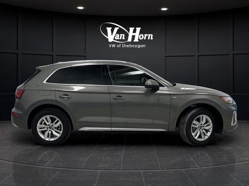 2023 Audi Q5 45 S line Premium