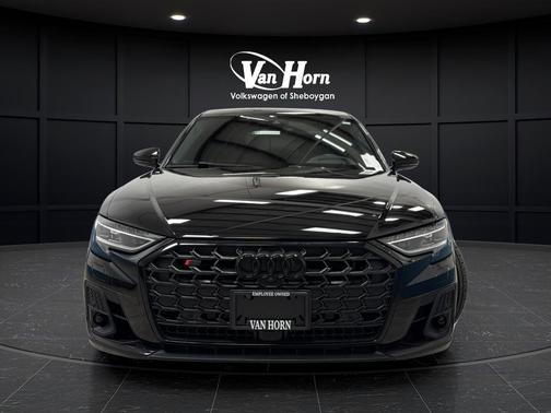 Mythos Black Metallic 2024 Audi S8 4.0T
