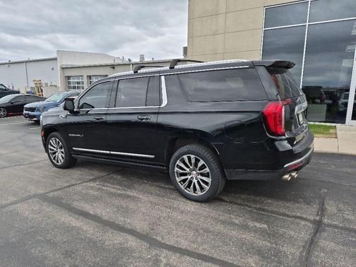 Onyx Black 2021 GMC Yukon XL Denali